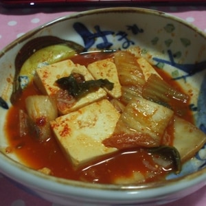 豆腐とキムチのコチュジャン煮